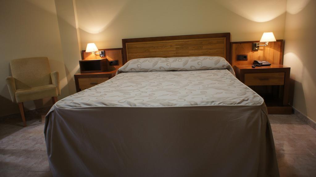 Hotel Puente Romano Alcántara Room photo