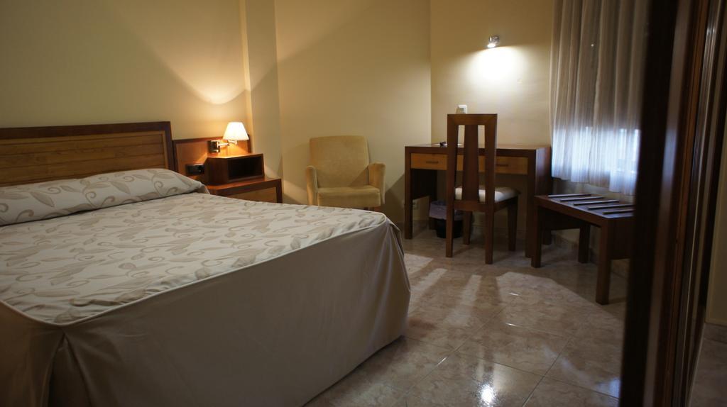 Hotel Puente Romano Alcántara Room photo